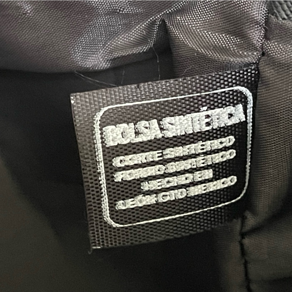 Frida Kahlo Vibrant Black and Red Geometric Backpack Puse - Picture 3 of 16